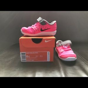 Girl Nike size 6C